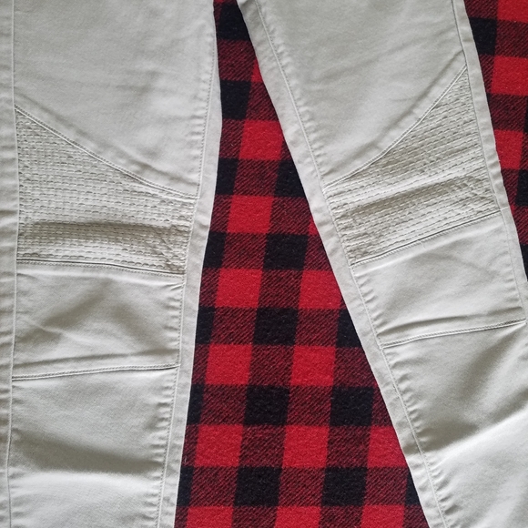 KanCan Jeans - Picture 12 of 12